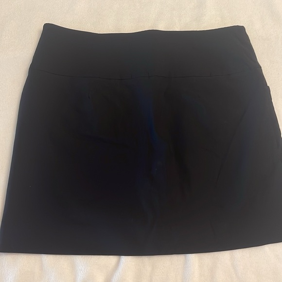 SC&Co Golf Skort- darling golf skort. Stretch comfy fit. NWOT - Picture 3 of 7
